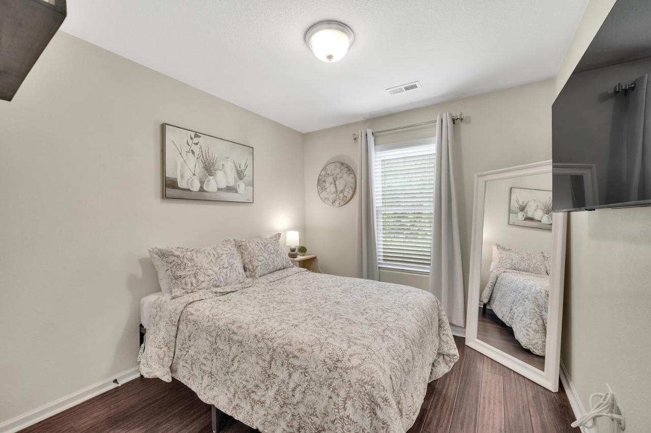 שרלוט Cozy Home Close To Airport, Downtown, & Us Whitewater Center מראה חיצוני תמונה