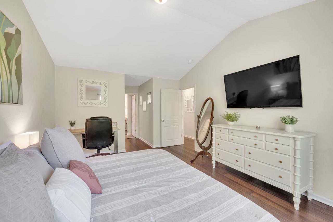 שרלוט Cozy Home Close To Airport, Downtown, & Us Whitewater Center מראה חיצוני תמונה